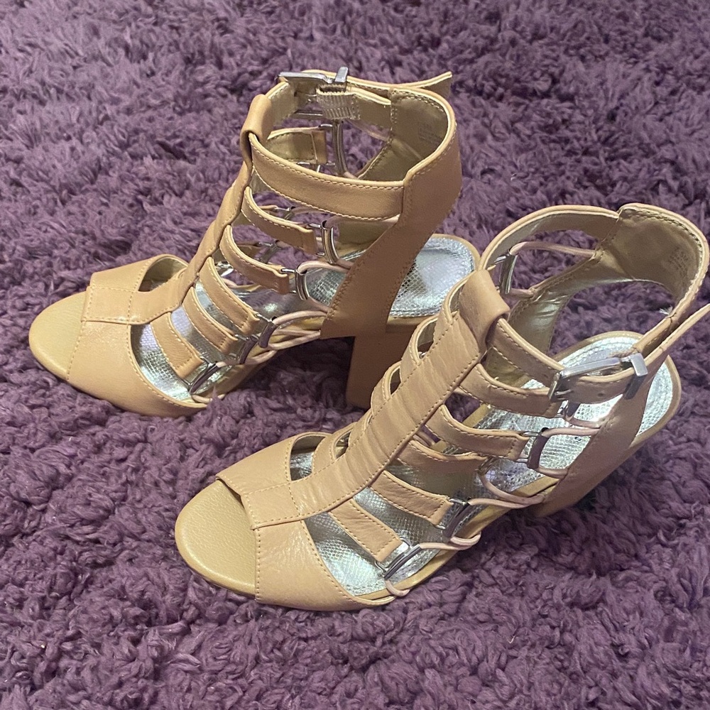 Gianni Bini Tan Strappy Heels